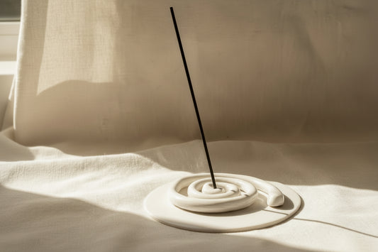 Thelma Paris x Après Ski - Duo d'encens et porte encens