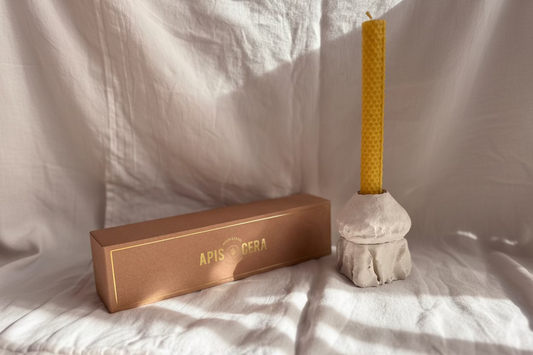 Duo bougies en cire d’abeille & bougeoir Ven 04