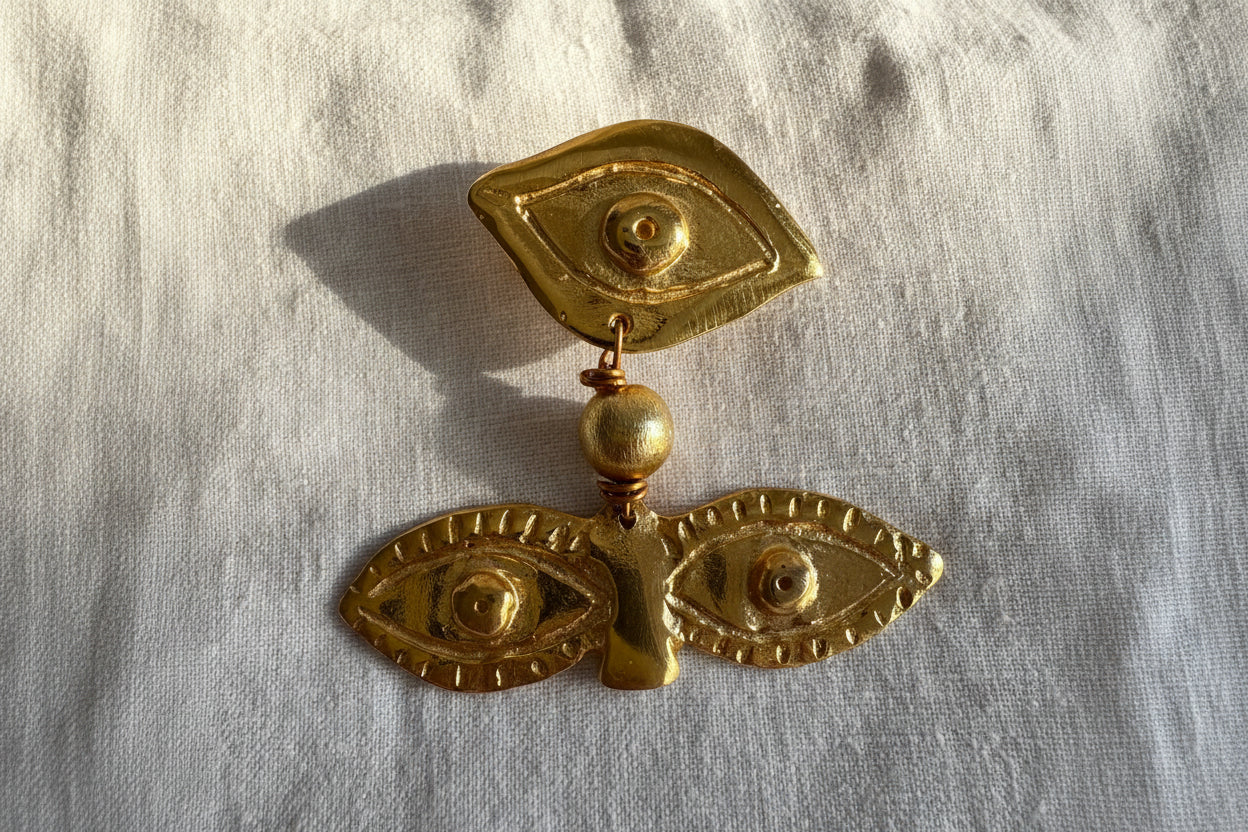 Boucles golden eye and lips – vue de face